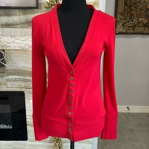 Zenana Outfitters Red Button‎ Down Sweater. Size S (723)